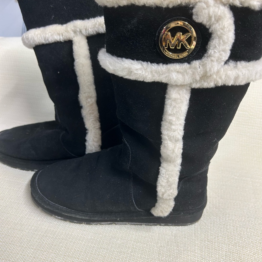Michael Kors Black and White Logo Detail